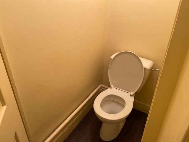 APPARTEMENT T1 - ST ETIENNE Place Grenette/Place du Peuple - 19.07 m2 - LOU&Eacute;