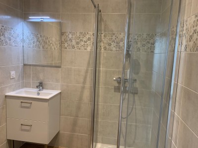 Studio Semi-Meubl� A LOUER - ST ETIENNE Quartier Albert Thomas/Ursules - 25.87 m2 - 452�&euro; charges comprises par mois