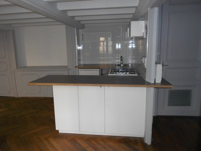 APPARTEMENT T1 A LOUER - ST ETIENNE Quartier Libération/Fourneyron/Dorian - 45.65 m2 - 417 € charges comprises par mois