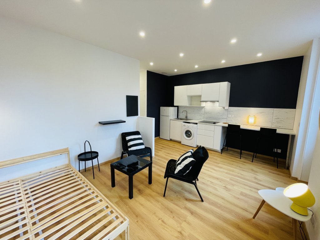APPARTEMENT T1 - ST ETIENNE Quartier Tréfilerie - 29.96 m2 - LOU&Eacute;