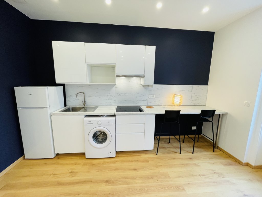 APPARTEMENT T1 - ST ETIENNE Quartier Tréfilerie - 29.96 m2 - LOU&Eacute;