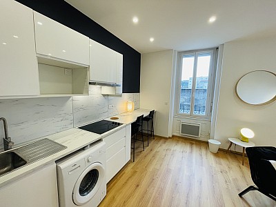 APPARTEMENT T1 A LOUER - ST ETIENNE Quartier Trfilerie - 29.96 m2 - 433€ charges comprises par mois