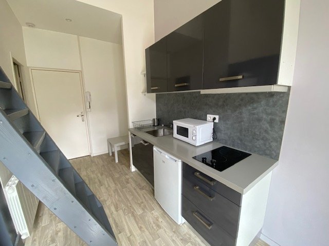 APPARTEMENT T1 - ST ETIENNE ROND POINT/METARE - 19.45 m2 - LOU&Eacute;