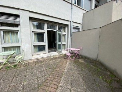 APPARTEMENT T1 A LOUER - ST ETIENNE ROND POINT/METARE - 19.45 m2 - 400€ charges comprises par mois