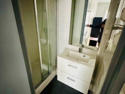 F1 POUR INVESTISSEUR - ST ETIENNE FACULTE   CENTRE DEUX - 32.6 m2 - 56000€