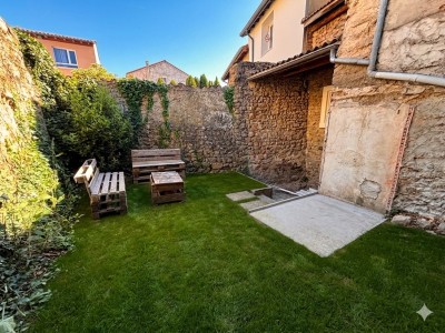 Appartement type 2 RDC A LOUER - BAS EN BASSET - 37.7 m2 - 460 € charges comprises par mois
