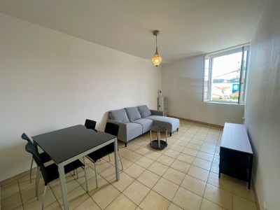 APPARTEMENT T2 A LOUER - FIRMINY - 38.99 m2 - 450€ charges comprises par mois