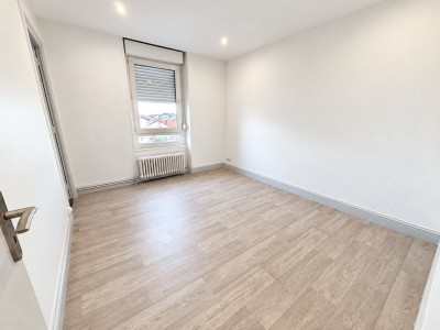 Appartement type 2 _ 1er étage A LOUER - MONISTROL SUR LOIRE - 49.27 m2 - 495 &euro; charges comprises par mois