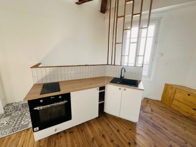APPARTEMENT T2 A LOUER - ST CHAMOND GARE/HOPITAL - 57.17 m2 - 505€ charges comprises par mois