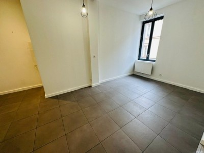 APPARTEMENT T2 A LOUER - ST ETIENNE ALBERT THOMAS/URSULES/LES HALLES - 32.98 m2 - 500 € charges comprises par mois