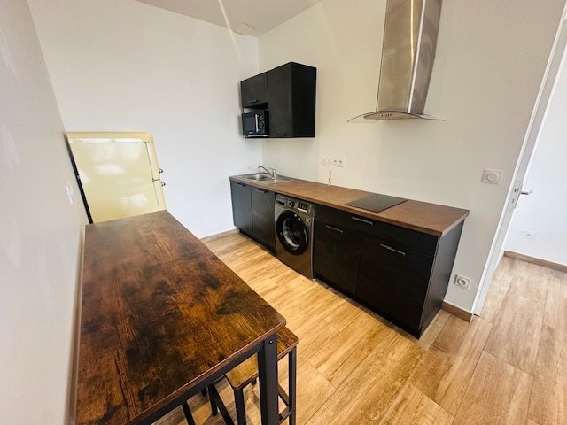 APPARTEMENT T2 - ST ETIENNE ALBERT THOMAS/URSULES - 33.39 m2 - LOU&Eacute;