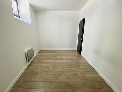 APPARTEMENT T2 - ST ETIENNE BADOUILLERE - 44.2 m2 - LOUÉ