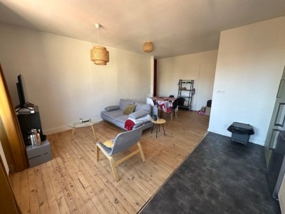 APPARTEMENT T2 A LOUER - ST ETIENNE BAS FAURIEL/VILLEBOEUF - 48.43 m2 - 555€ charges comprises par mois