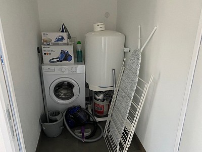 T2 Meublé A LOUER - ST ETIENNE CARNOT/CITE DESIGN - 40.35 m2 - 490 € charges comprises par mois
