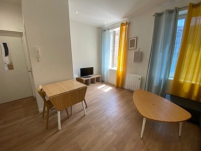 APPARTEMENT T2 A LOUER - ST ETIENNE CENTRE - 26.51 m2 - 410€ charges comprises par mois