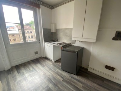 APPARTEMENT T2 - ST ETIENNE CENTRE - 57.39 m2 - LOUÉ