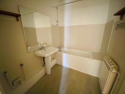 APPARTEMENT T2 - ST ETIENNE CENTRE - 57.39 m2 - LOUÉ