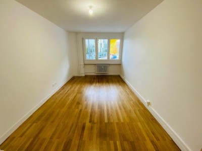 APPARTEMENT T2 A LOUER - ST ETIENNE CENTRE - 47.13 m2 - 575€ charges comprises par mois