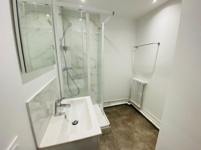APPARTEMENT T2 A LOUER - ST ETIENNE CENTRE - 47.13 m2 - 575€ charges comprises par mois