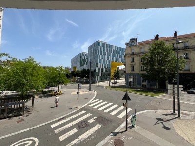 APPARTEMENT T2 A LOUER - ST ETIENNE CENTRE - 47.13 m2 - 575€ charges comprises par mois