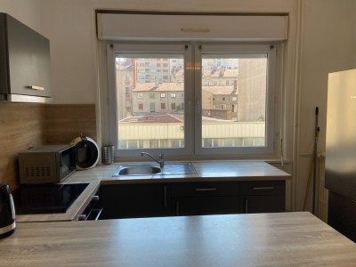 APPARTEMENT T2 A LOUER - ST ETIENNE CENTRE/TREFILERIE - 45.45 m2 - 625 € charges comprises par mois