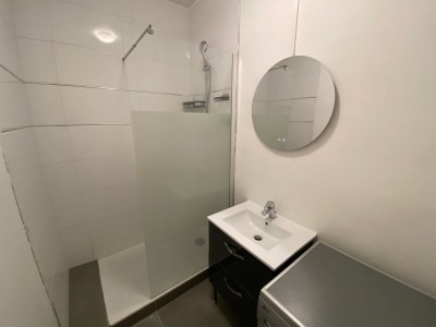 APPARTEMENT T2 A LOUER - ST ETIENNE CENTRE/TREFILERIE - 45.45 m2 - 625 € charges comprises par mois