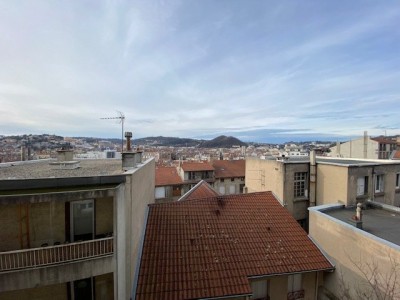 APPARTEMENT T2 A LOUER - ST ETIENNE CENTRE VILLE - 55.04 m2 - 502 € charges comprises par mois