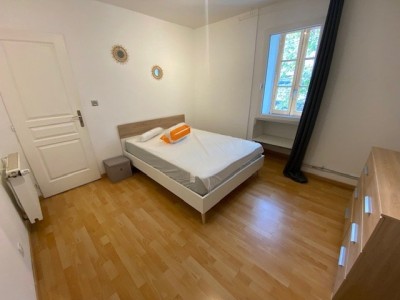 APPARTEMENT T2 - ST ETIENNE CENTRE VILLE - 60.8 m2 - LOUÉ