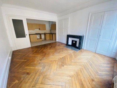 APPARTEMENT T2 - ST ETIENNE CENTRE VILLE - 60.67 m2 - LOUÉ