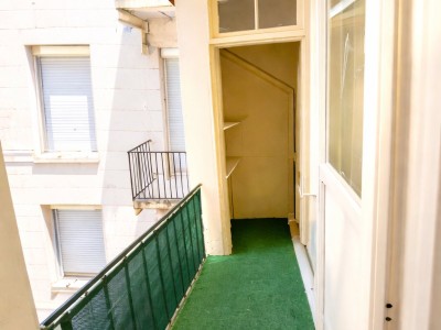 2 Pi�ces Refait � Neuf A LOUER - ST ETIENNE CHATEAUCREUX/FOURNEYRON - 32.77 m2 - 490�&euro; charges comprises par mois