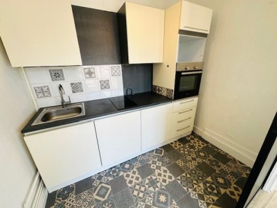 APPARTEMENT T2 A LOUER - ST ETIENNE Chavanelle/Bas Fauriel - 45.83 m2 - 490€ charges comprises par mois