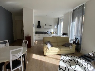 APPARTEMENT T2 A LOUER - ST ETIENNE CHAVANELLE/MARTYR DE VINGRE - 55.35 m2 - 655�&euro; charges comprises par mois