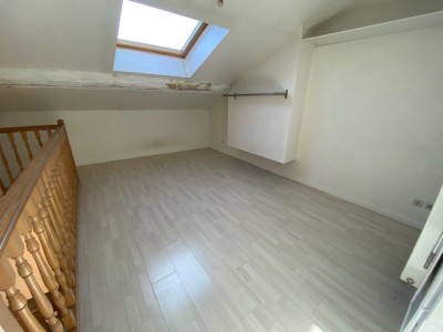 T2 en Duplex A LOUER - ST ETIENNE CHAVANELLE - 35.11 m2 - 398 &euro; charges comprises par mois