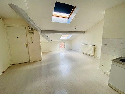 APPARTEMENT T2 A LOUER - ST ETIENNE CHAVANELLE - 31.62 m2 - 355 € charges comprises par mois