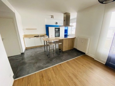 Grand T2 A LOUER - ST ETIENNE Convention/Fauriel - 56.6 m2 - 635�&euro; charges comprises par mois