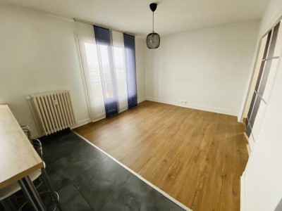 Grand T2 A LOUER - ST ETIENNE Convention/Fauriel - 56.6 m2 - 635�&euro; charges comprises par mois