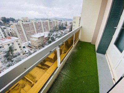 Grand T2 A LOUER - ST ETIENNE Convention/Fauriel - 56.6 m2 - 635�&euro; charges comprises par mois