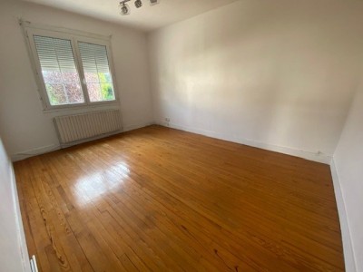 APPARTEMENT T2 - ST ETIENNE CTE CHAUDE - 58 m2 - LOUÉ