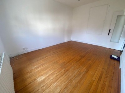 APPARTEMENT T2 - ST ETIENNE CTE CHAUDE - 58 m2 - LOUÉ