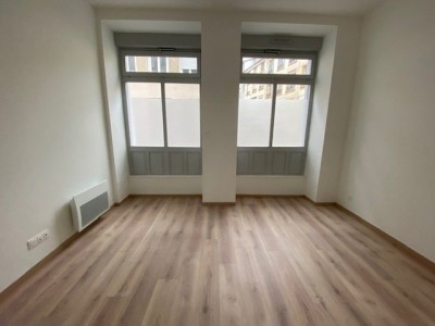 APPARTEMENT T2 A LOUER - ST ETIENNE CRET DE ROCH - 51.39 m2 - 480€ charges comprises par mois