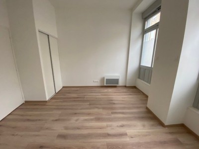 APPARTEMENT T2 A LOUER - ST ETIENNE CRET DE ROCH - 51.39 m2 - 480€ charges comprises par mois