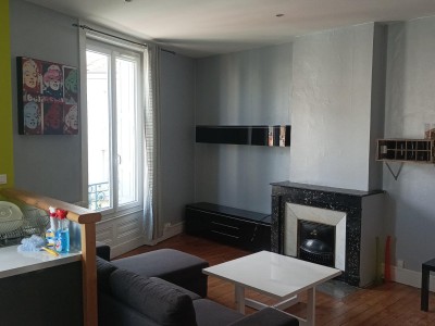 APPARTEMENT T2 A LOUER - ST ETIENNE FAC TREFILERIE - 66.89 m2 - 515 € charges comprises par mois