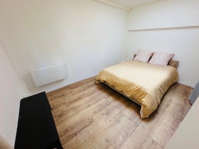 T2 Meubl� A LOUER - ST ETIENNE Fac Tr�filerie - 33.81 m2 - 395�&euro; charges comprises par mois