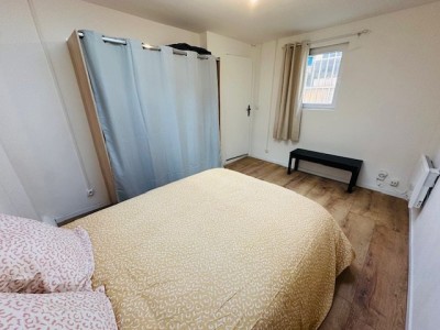 T2 Meubl� A LOUER - ST ETIENNE Fac Tr�filerie - 33.81 m2 - 395�&euro; charges comprises par mois