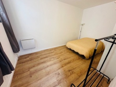 T2 MEUBLE A LOUER - ST ETIENNE FAC TREFILERIE - 33.59 m2 - 395�&euro; charges comprises par mois