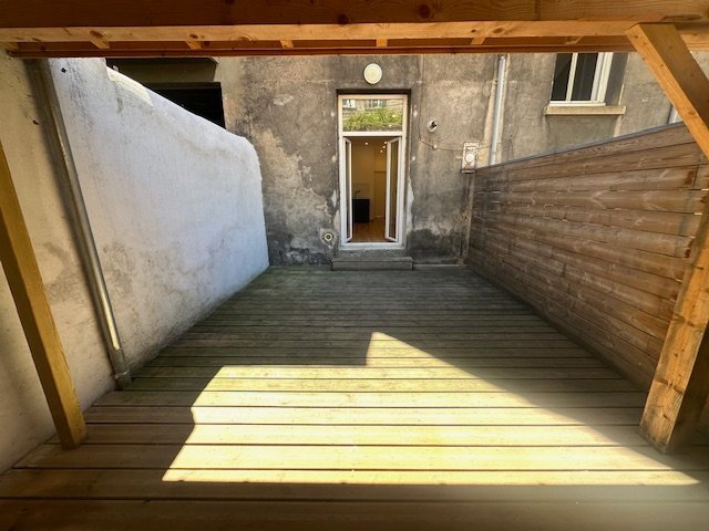 APPARTEMENT T2 - ST ETIENNE Fac Tr�filerie - 42.95 m2 - LOU&Eacute;