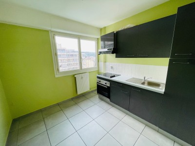 APPARTEMENT T2 A LOUER - ST ETIENNE FACULTE   CENTRE DEUX - 56.06 m2 - 498€ charges comprises par mois