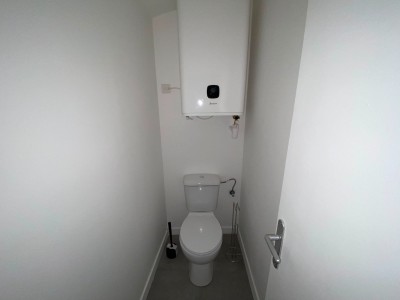 APPARTEMENT T2 A LOUER - ST ETIENNE FACULTE   CENTRE DEUX - 62.45 m2 - 550 &euro; charges comprises par mois