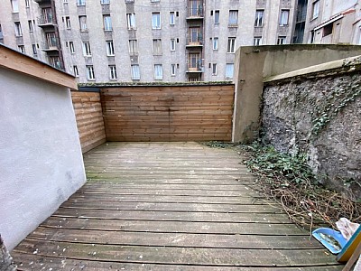 T2 avec Terrasse A LOUER - ST ETIENNE FACULTE CENTRE DEUX - 30.15 m2 - 480 € charges comprises par mois