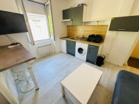 Petit 2 pièces Meublé A LOUER - ST ETIENNE Fauriel/Métare - 21.83 m2 - 430 &euro; charges comprises par mois
